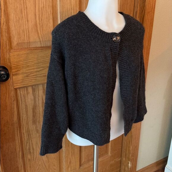VINCE Cashmere 3/4 Sleeve One Button Cropped Cardigan - Picture 4 of 9